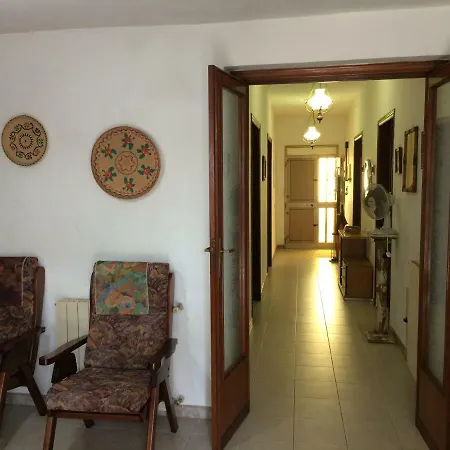 Apartment Lemon Tree House *
