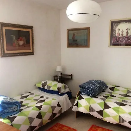 Apartment Lemon Tree House *